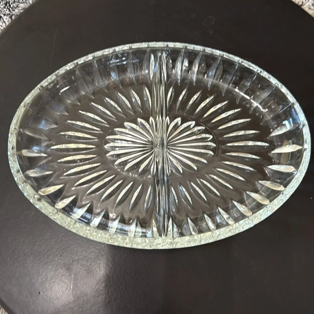 Vintage Clear Cut Glass Divided Serving Relish Dish Oval‎ Shaped Decorative